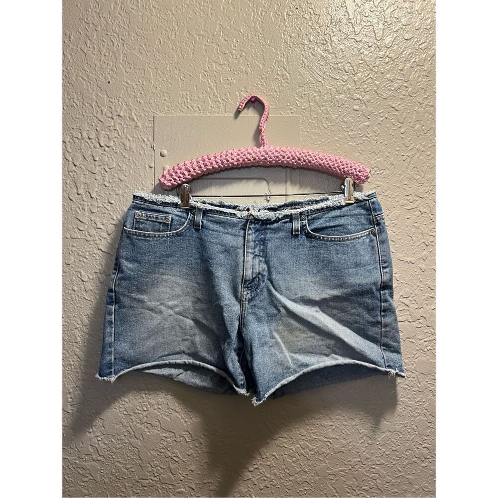 Venezia Jeans Clothing Co. Jean Shorts Woman’s Size 16 100% Cotton